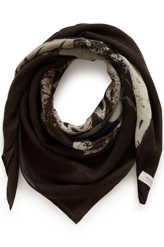 FelisiaPW Scarf  Heather Leaf Print
