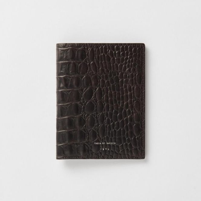 Hovedbilde RICORDA PASSPORT HOLDER Brown ...