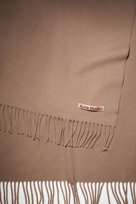 FRINGE WOOL SCARF Caramel brown