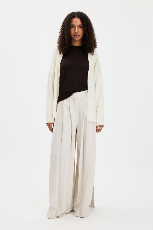 Merino R-neck Dark Chocolate