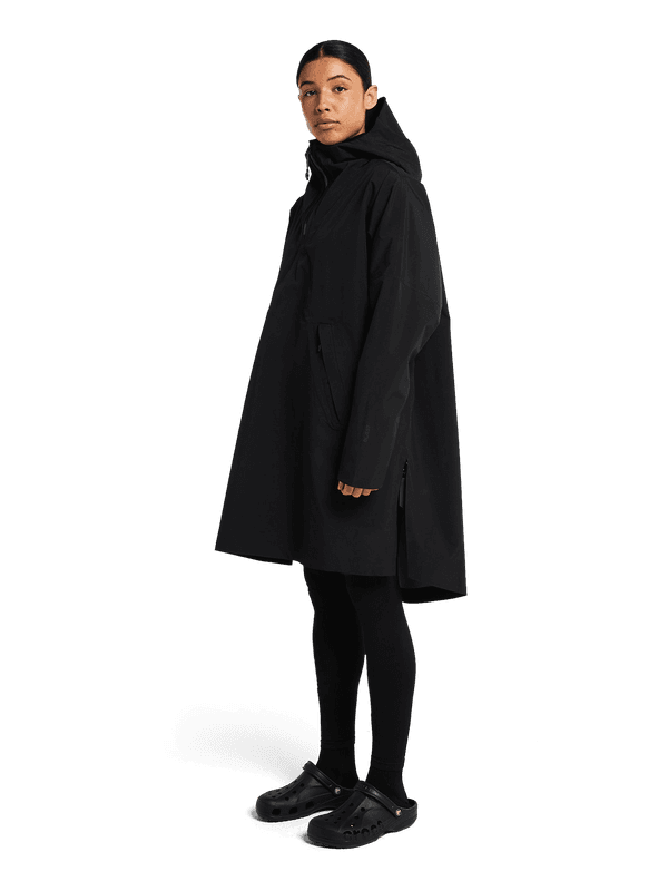 AALESUND PONCHO Black 